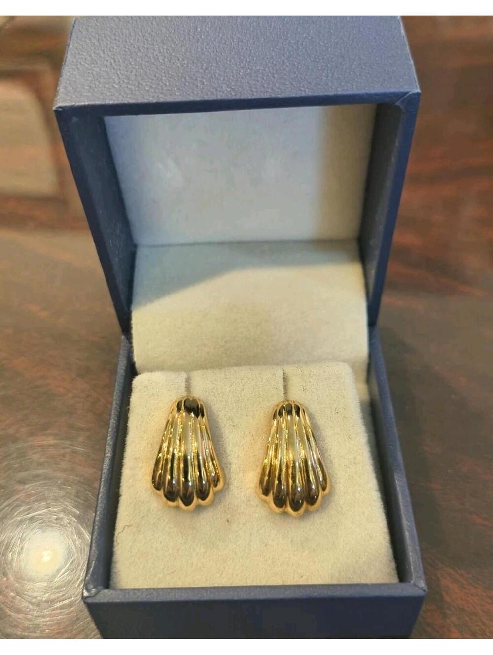 Vintage Christian Dior Germany Gold Tone Shell Motif Clip On Earrings Designer
